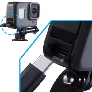 „GoPro Hero 8“ atidarytas juodas baterijos dangtelis